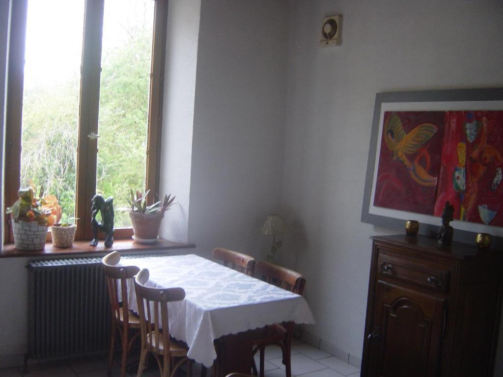 Chambre D'Hote La Frezelle Rouvres-la-Chetive Exterior photo